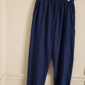 Devine Stretch pocketed scrub pants